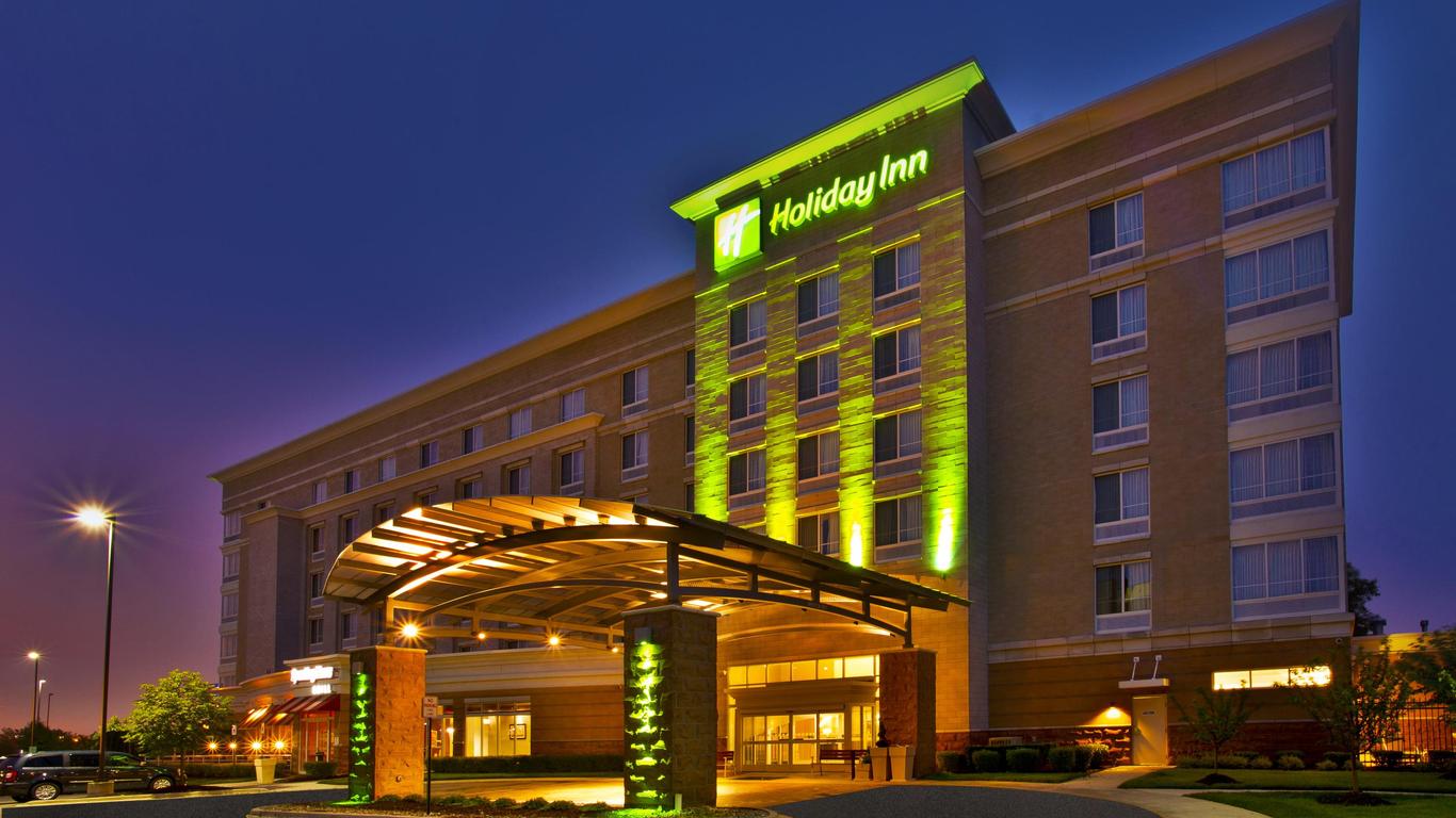 Holiday Inn Detroit Metro Airport, An IHG Hotel