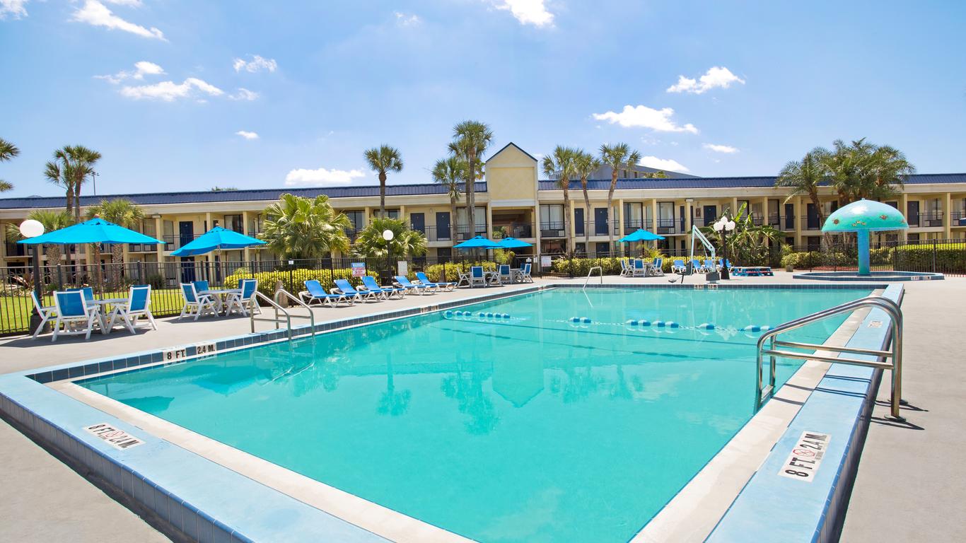 Days Inn by Wyndham Orlando Airport Florida Mall